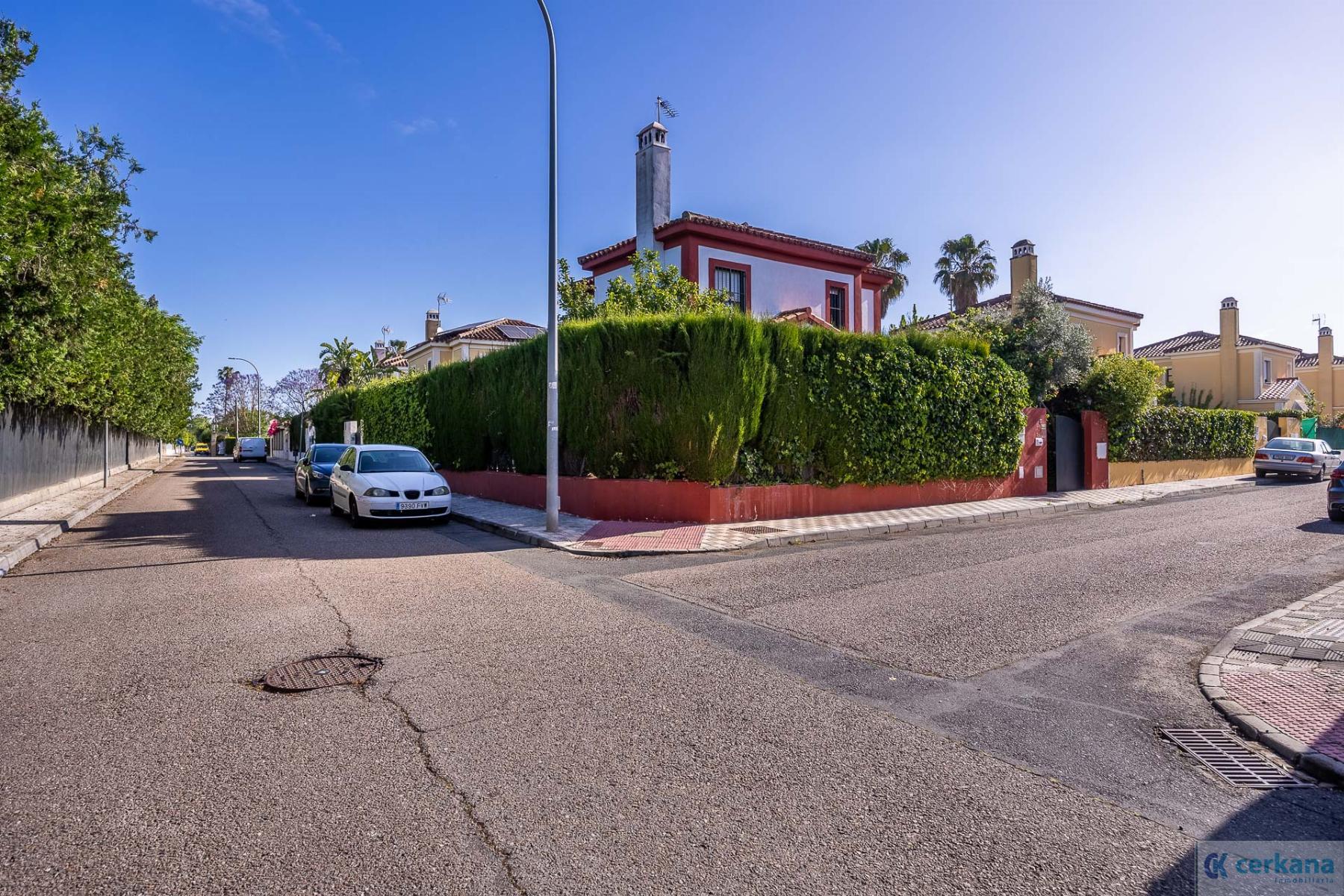 Venta de chalet en Espartinas