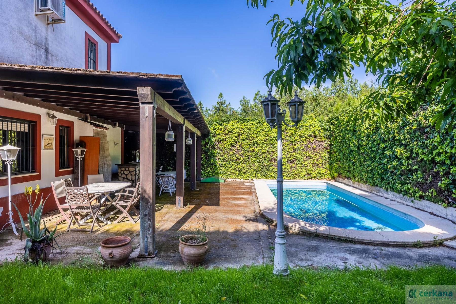 Venta de chalet en Espartinas