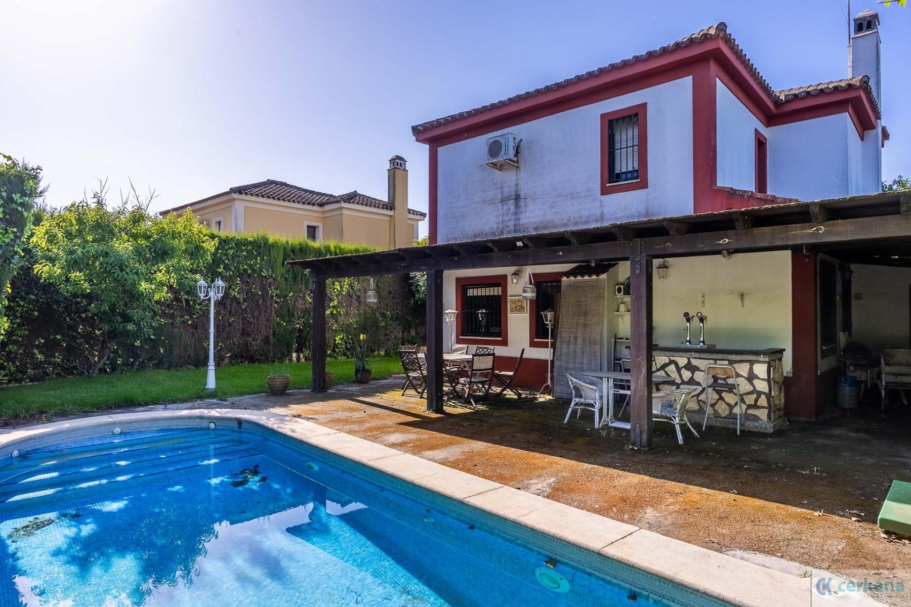 Venta de chalet en Espartinas