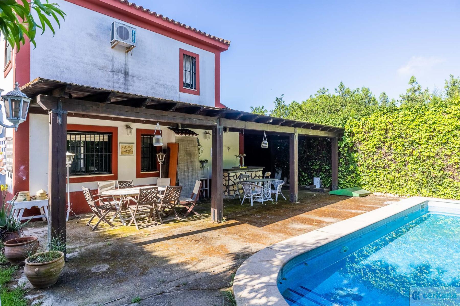 Venta de chalet en Espartinas