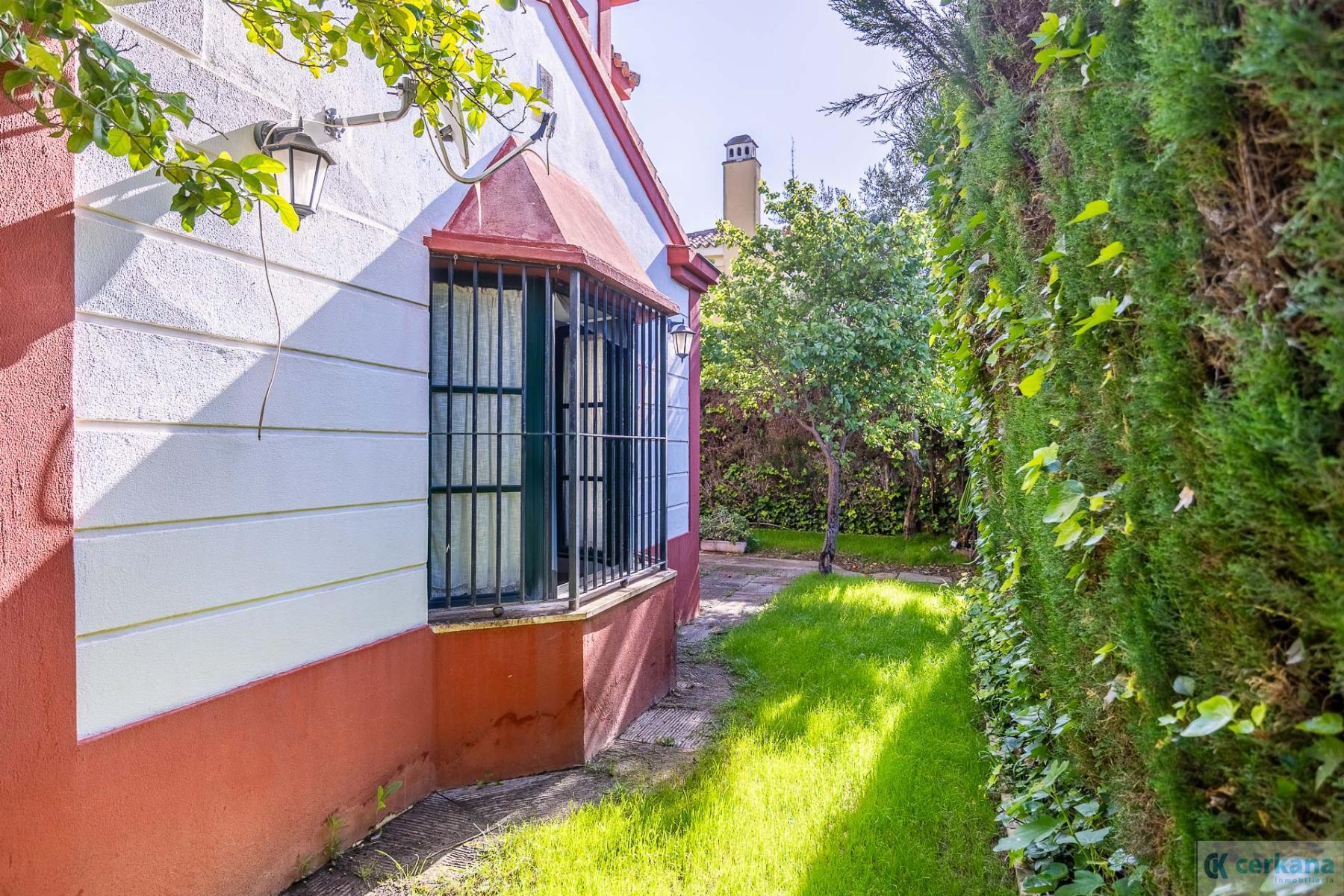 Venta de chalet en Espartinas