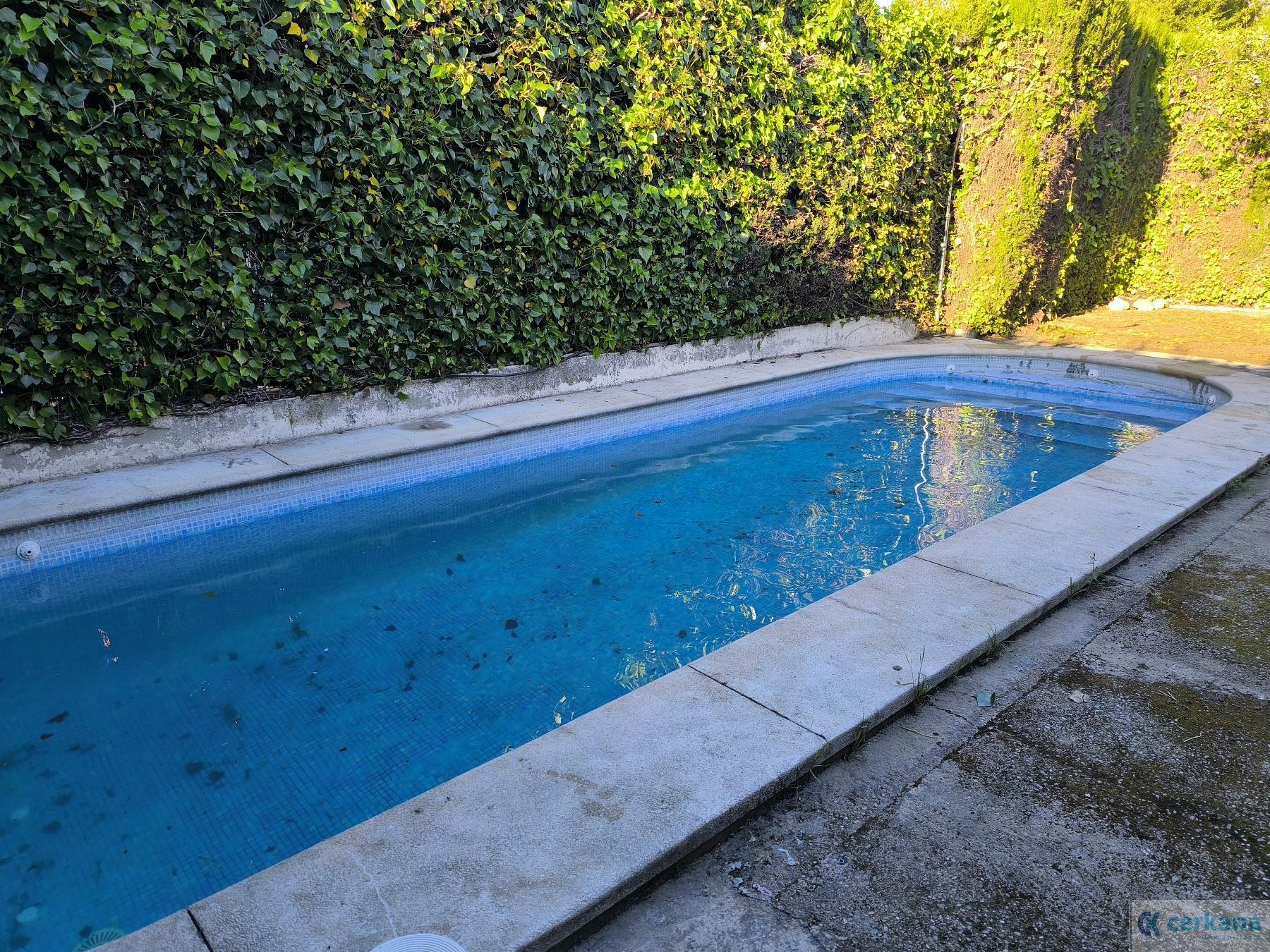 Venta de chalet en Espartinas