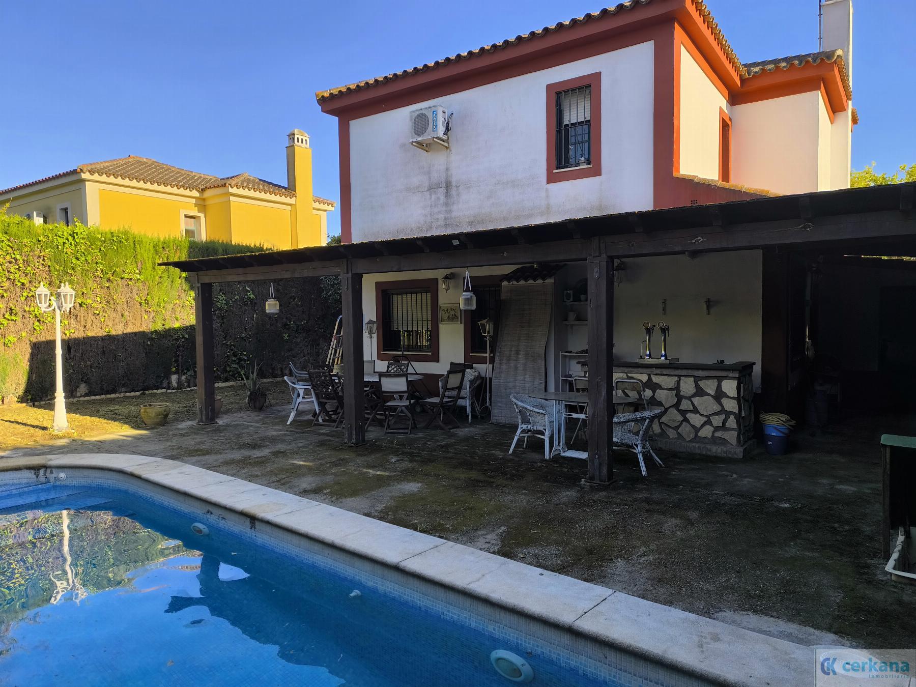 Venta de chalet en Espartinas