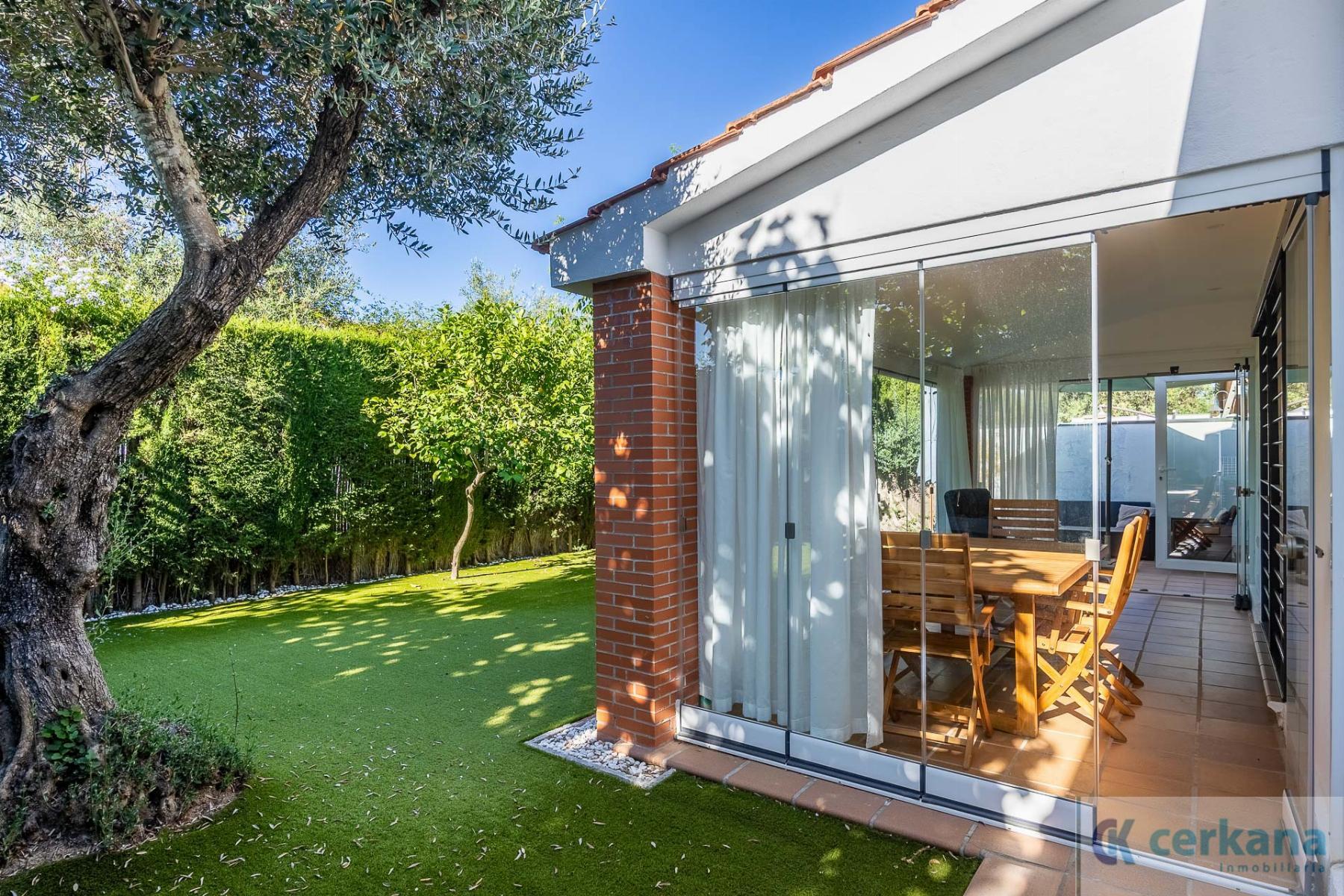 Venta de chalet en Espartinas