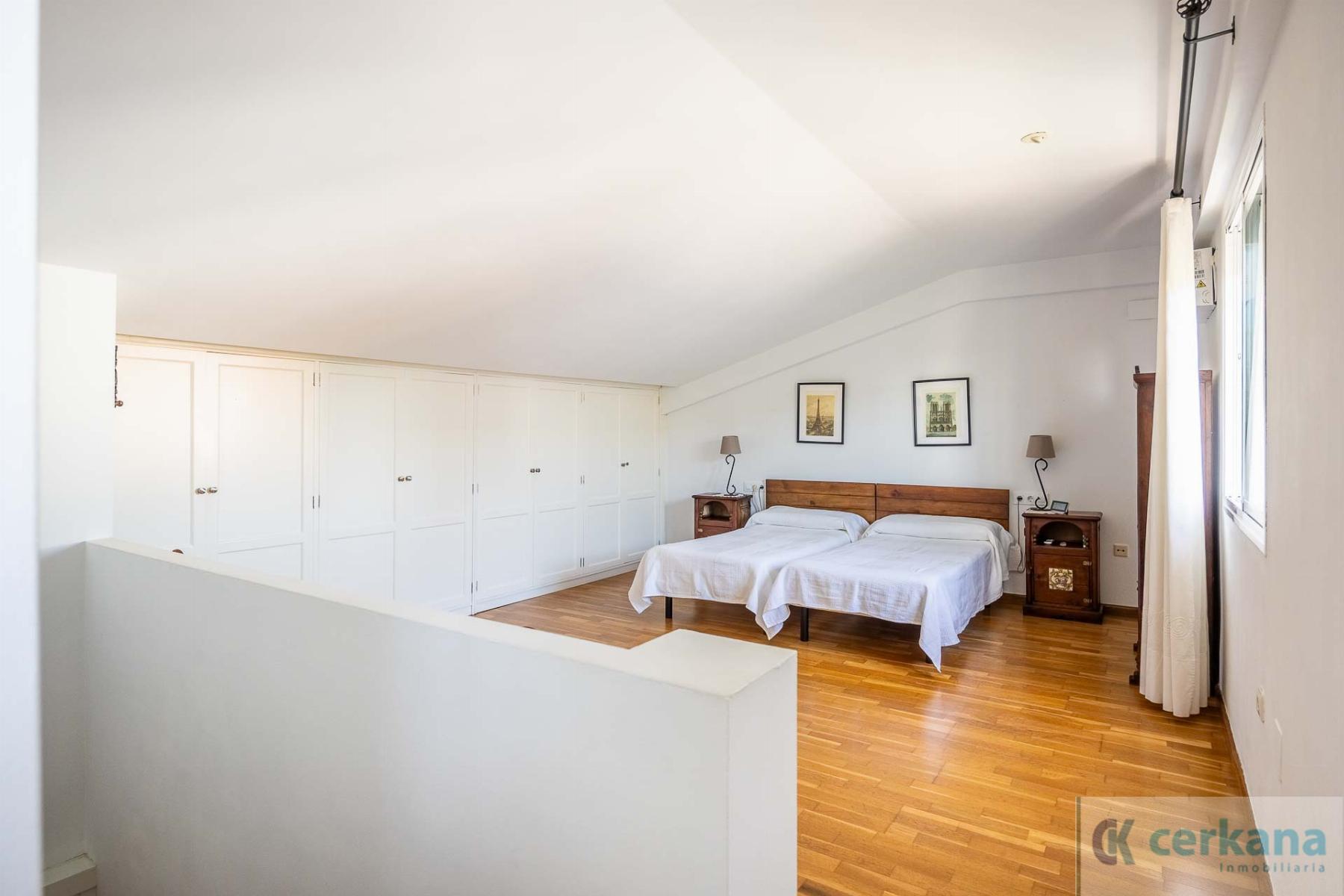 Venta de chalet en Espartinas