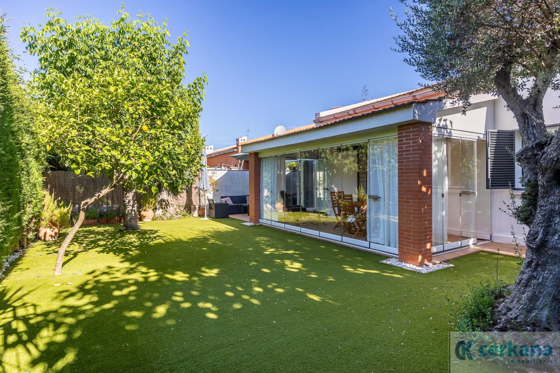 Venta de chalet en Espartinas
