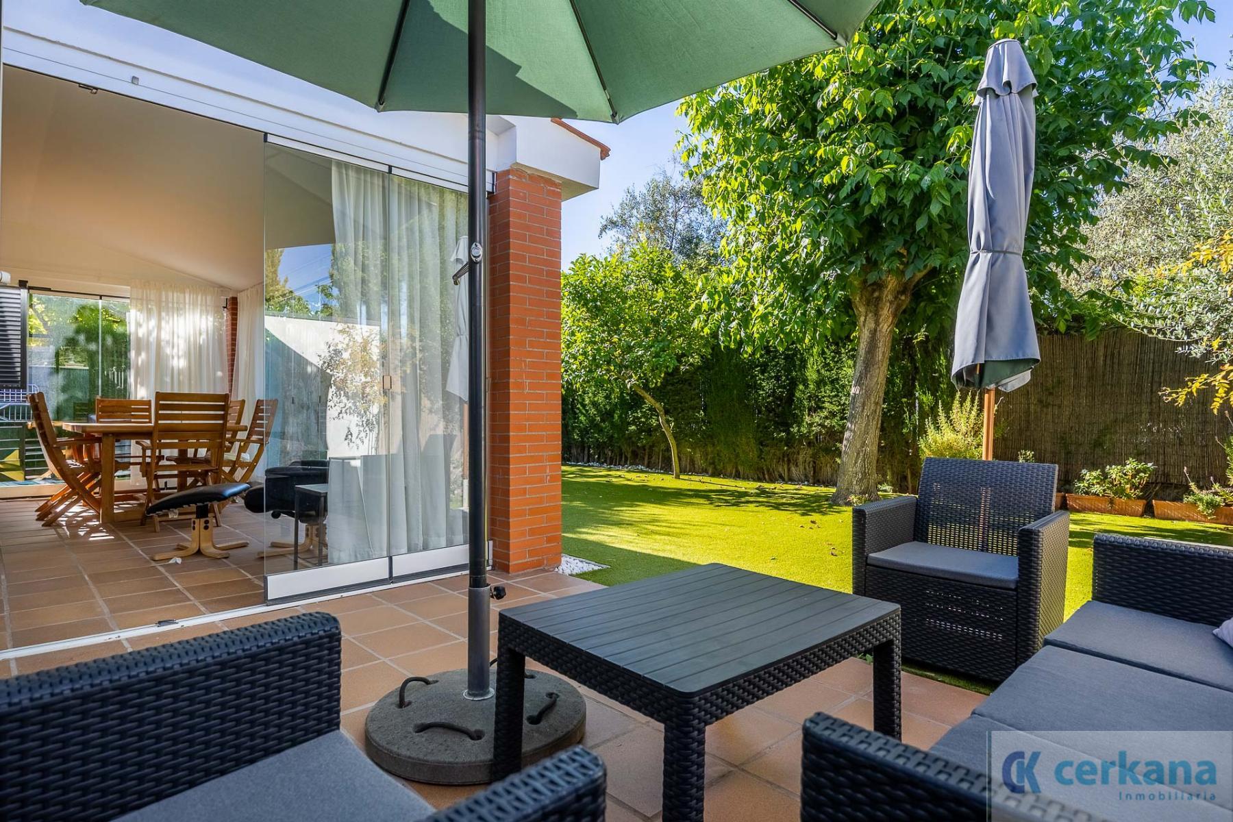Venta de chalet en Espartinas