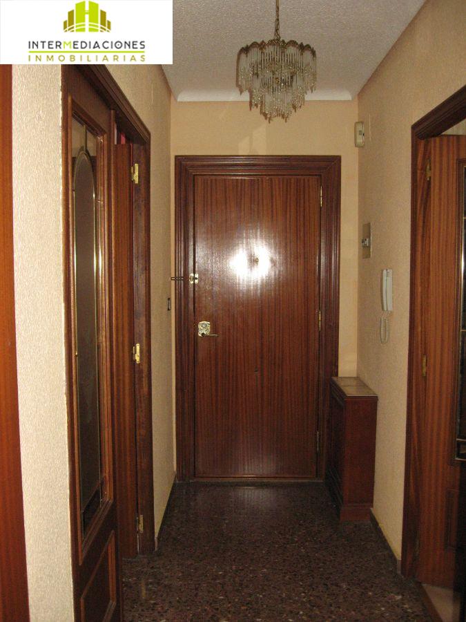 For sale of flat in Albacete