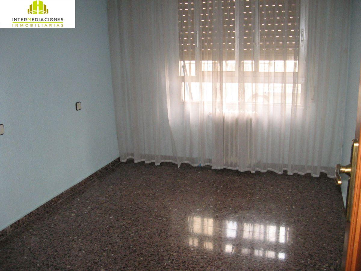 For sale of flat in Albacete