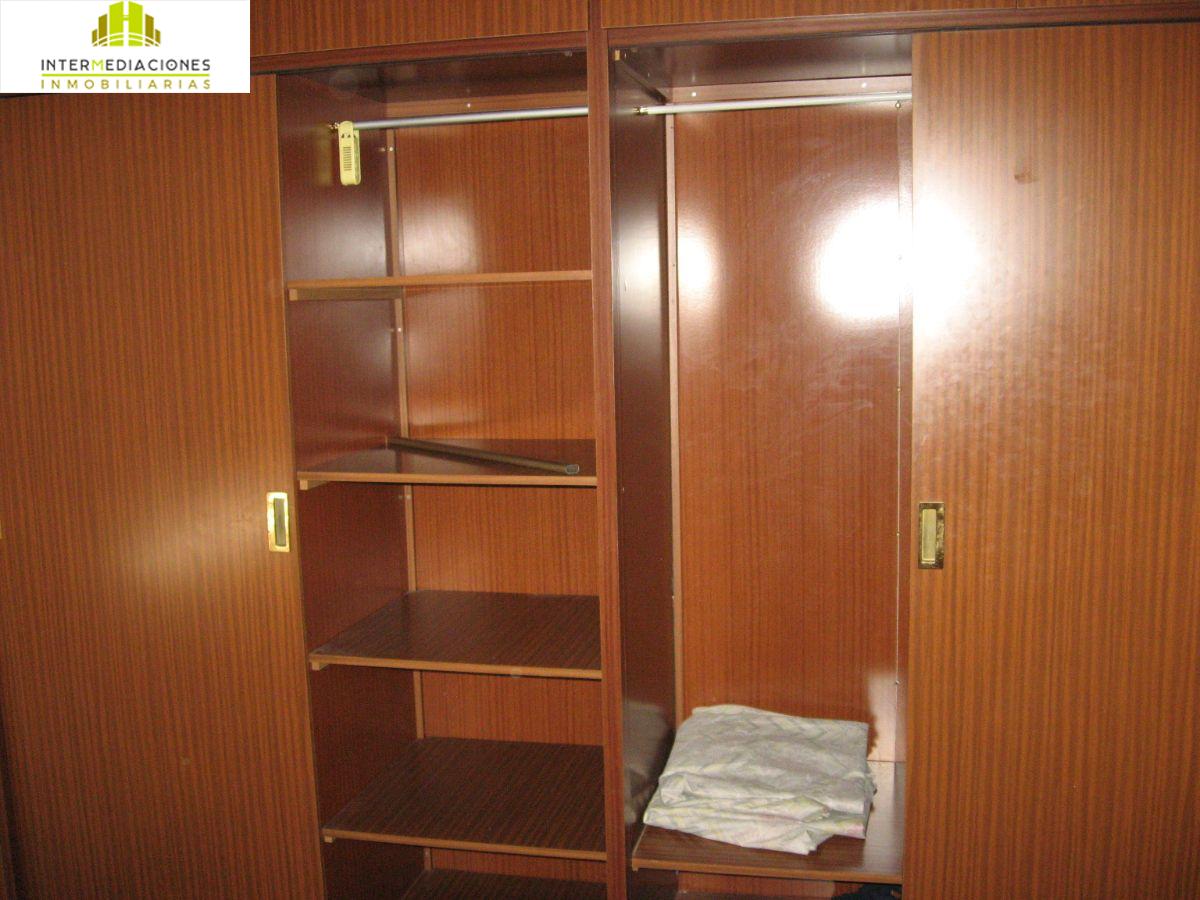 For sale of flat in Albacete