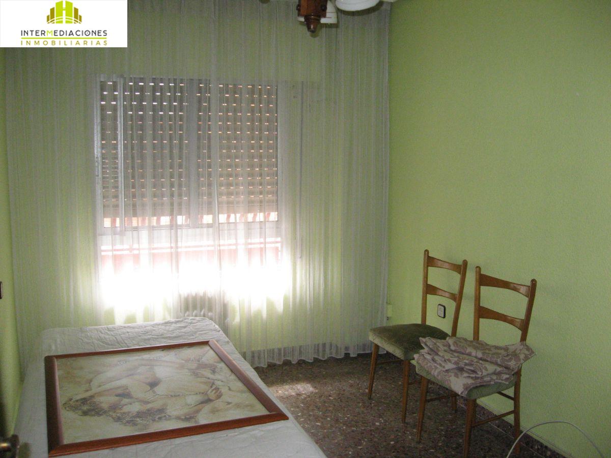 For sale of flat in Albacete