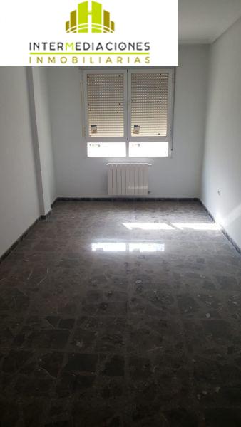 For sale of flat in Albacete