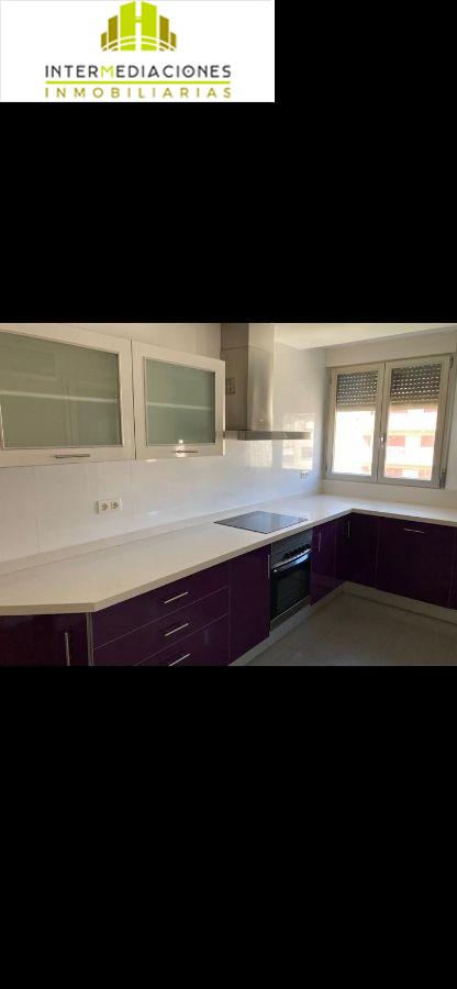 For sale of flat in La Roda