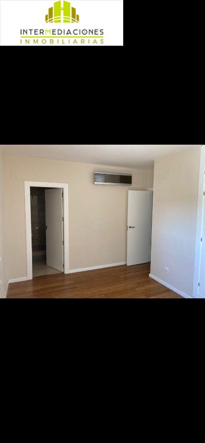For sale of flat in La Roda