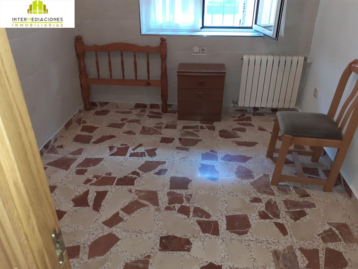 For sale of ground floor in Albacete