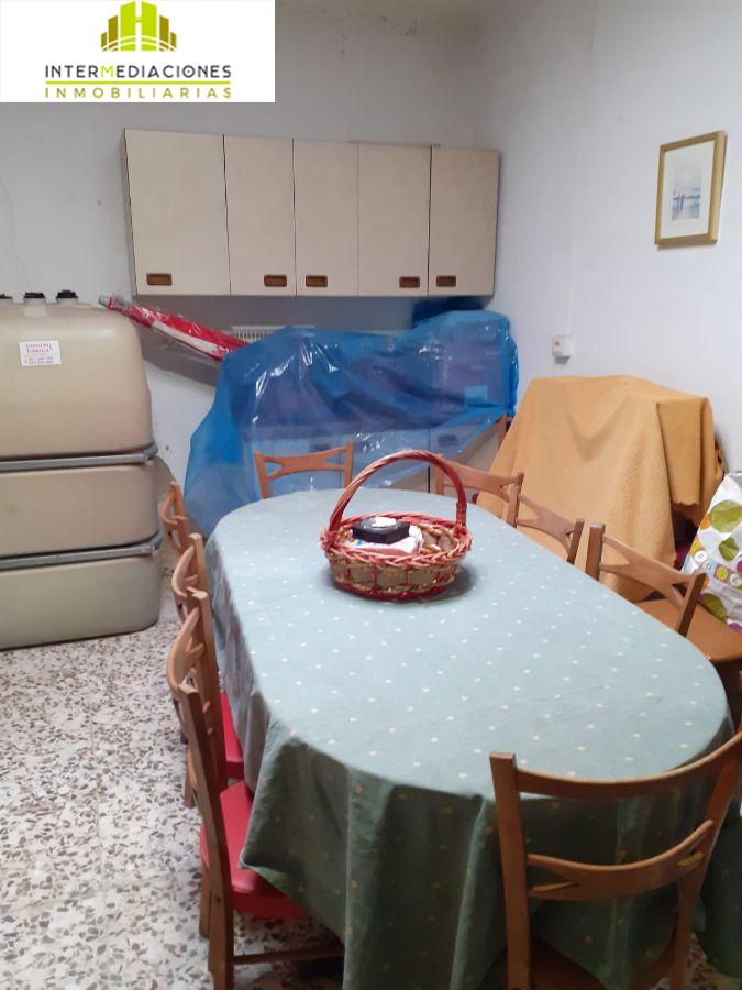 Venta de casa en Hoya-Gonzalo