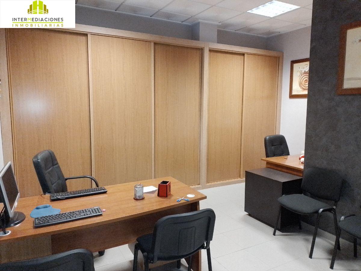 For rent of office in Albacete