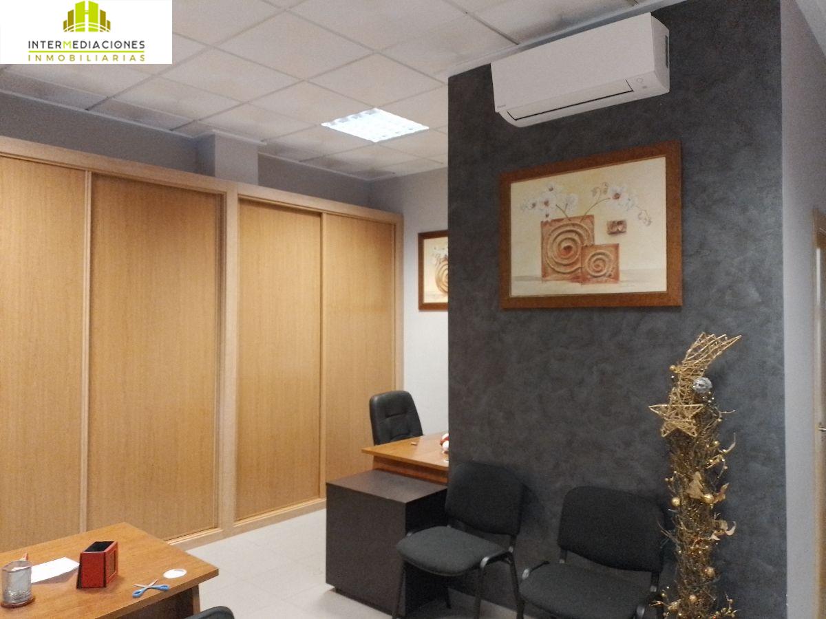 For rent of office in Albacete