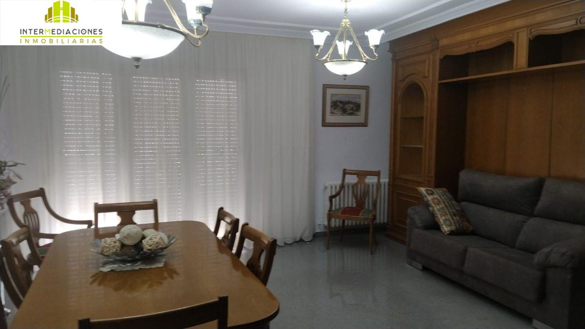 For rent of flat in Pozo Cañada