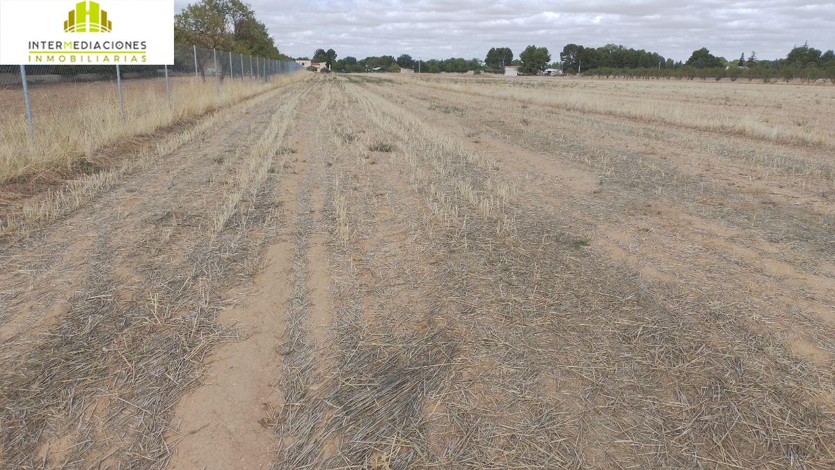 Venta de terreno en Albacete