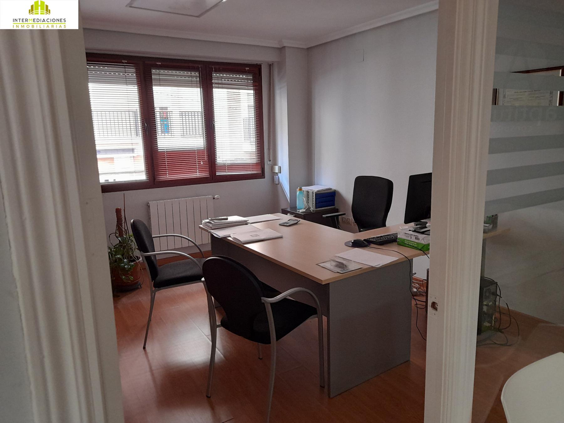 For sale of office in Albacete