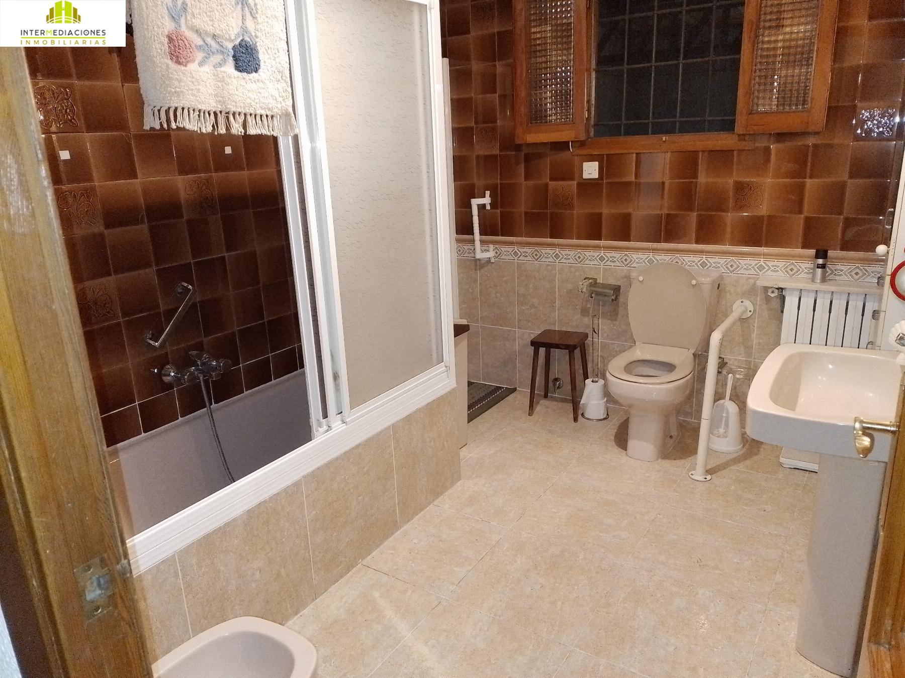 For sale of house in Casas de Juan Núñez