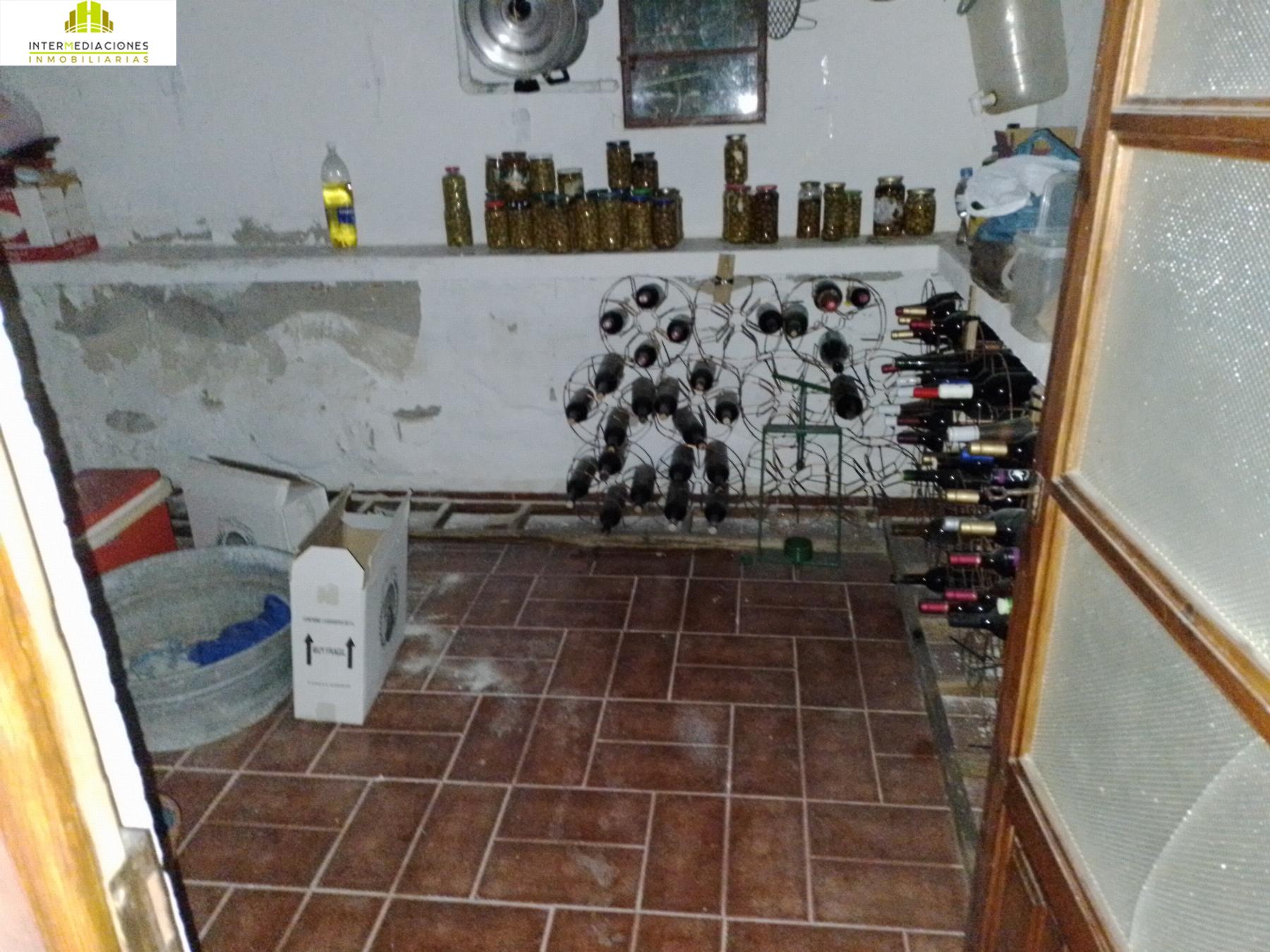 For sale of house in Casas de Juan Núñez