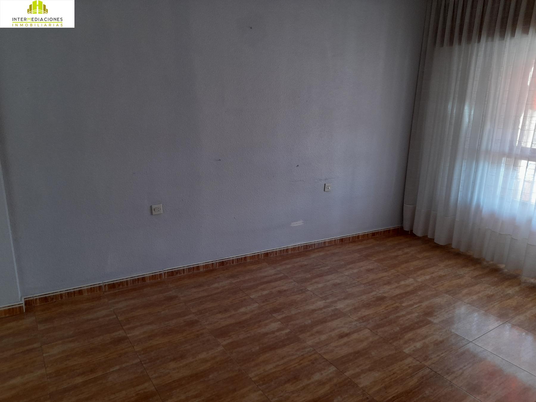 For rent of flat in Albacete