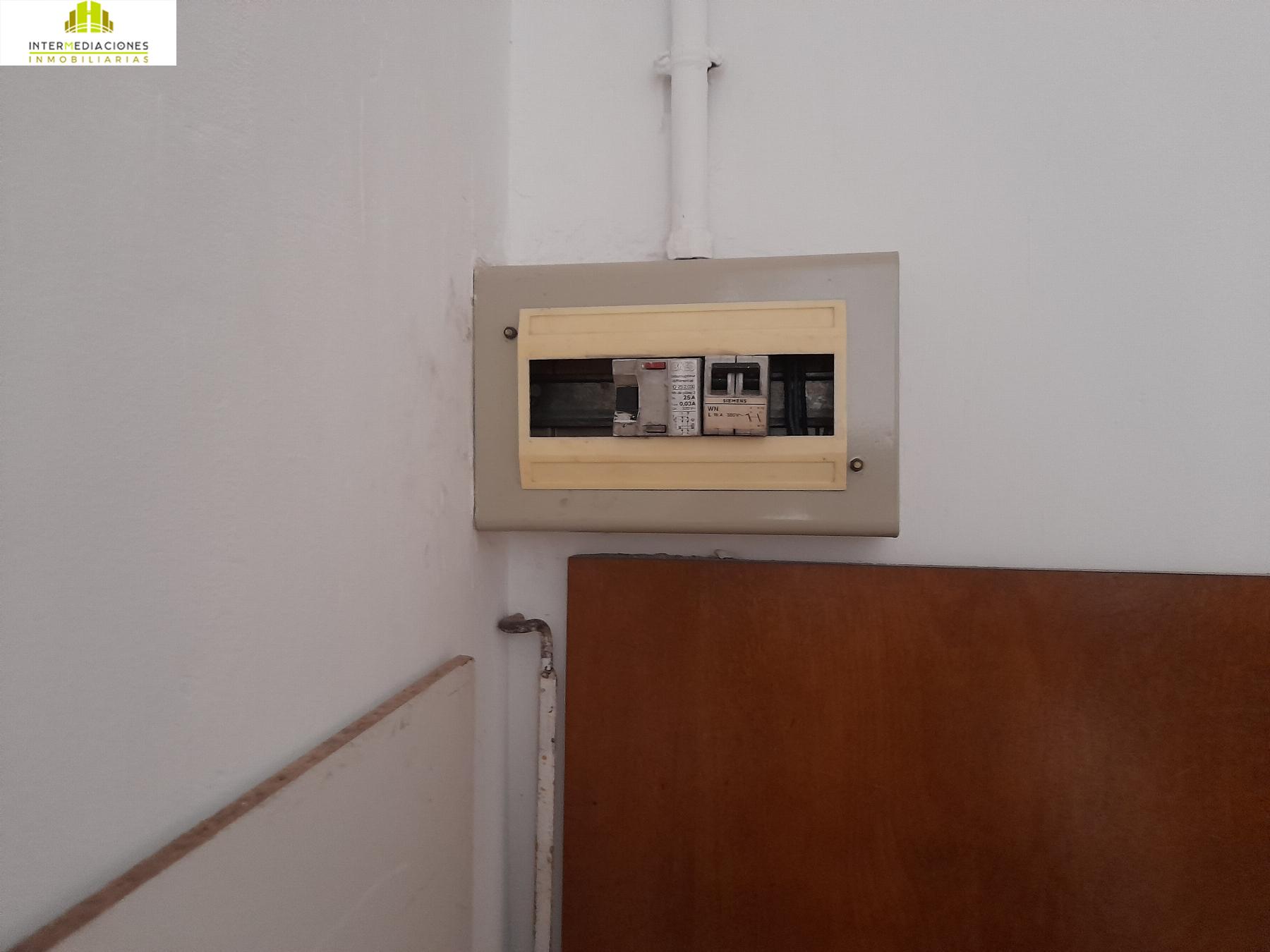 For sale of commercial in Albacete