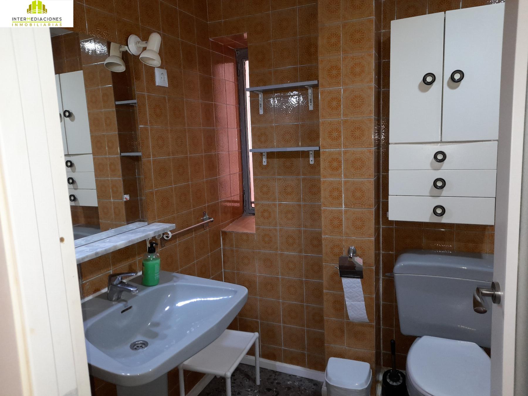 For sale of flat in Albacete