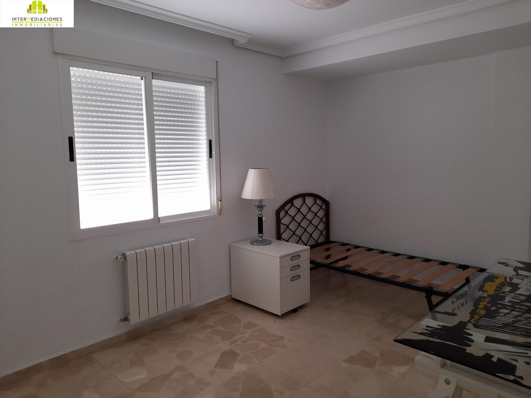 For sale of flat in Albacete