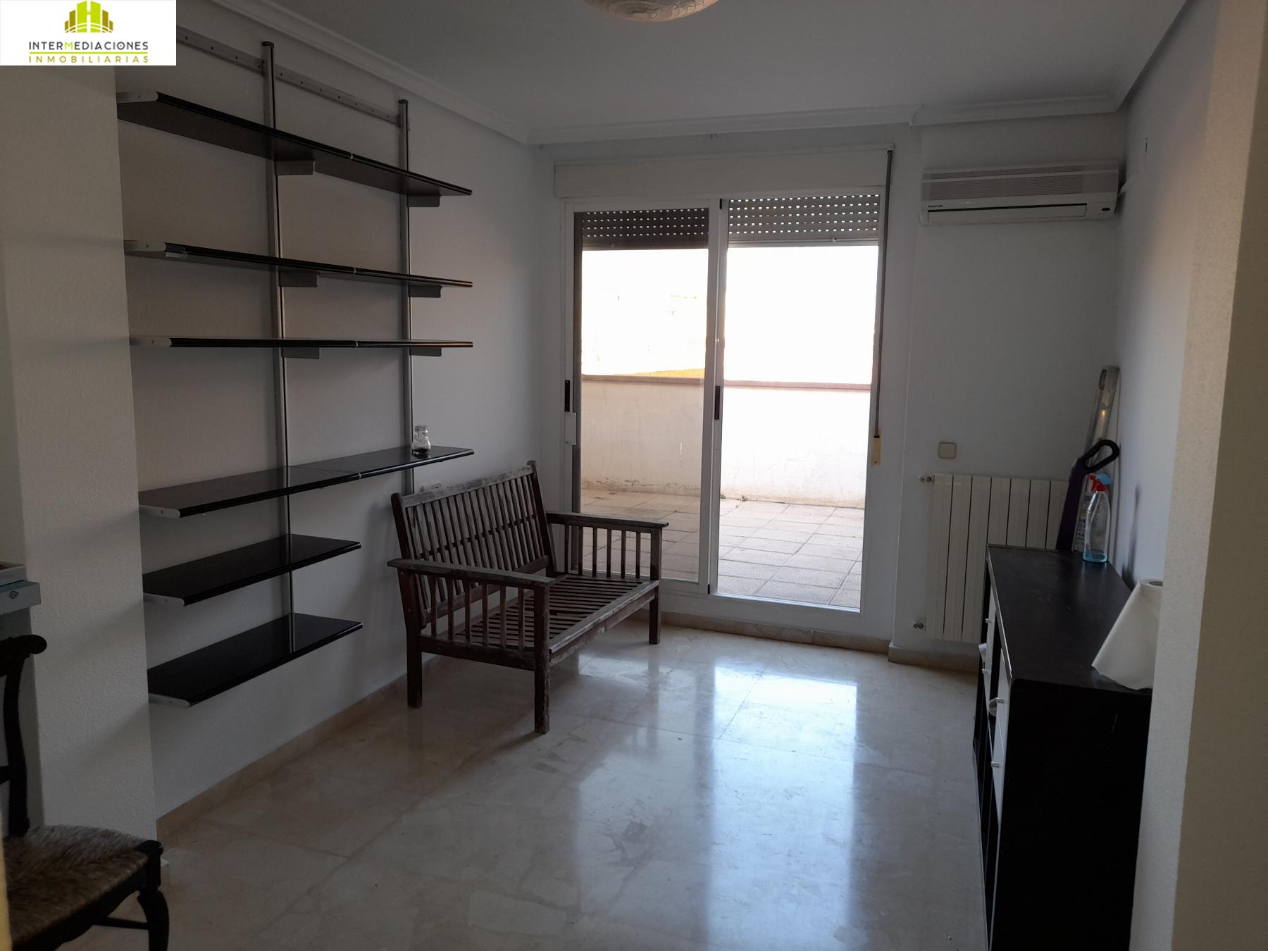 For sale of flat in Albacete