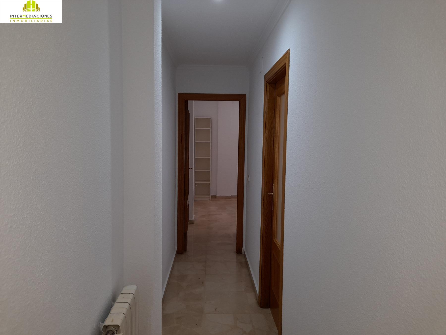 For sale of flat in Albacete