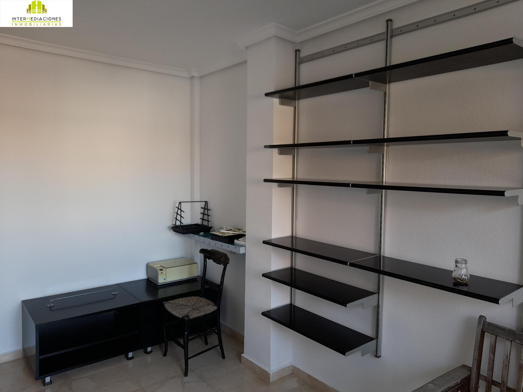 For sale of flat in Albacete