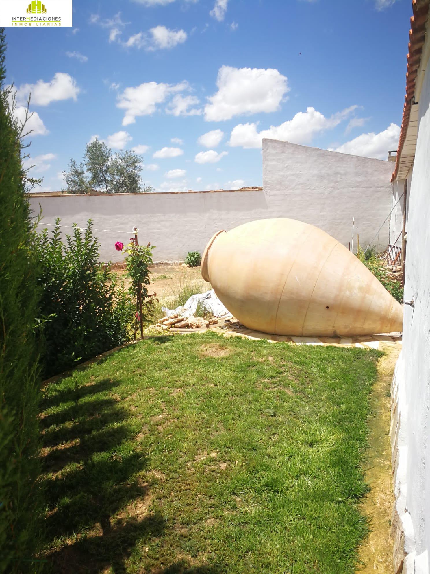 For rent of chalet in Albacete