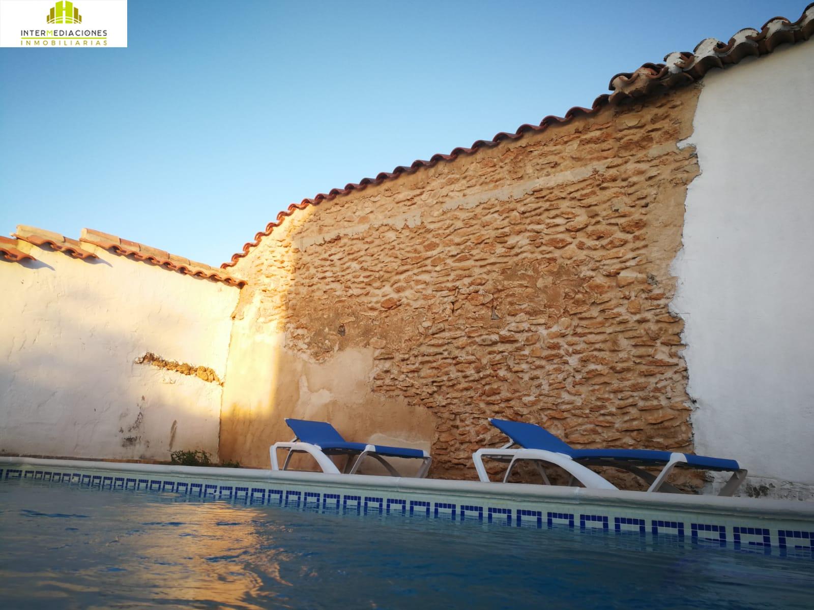 For rent of chalet in Albacete