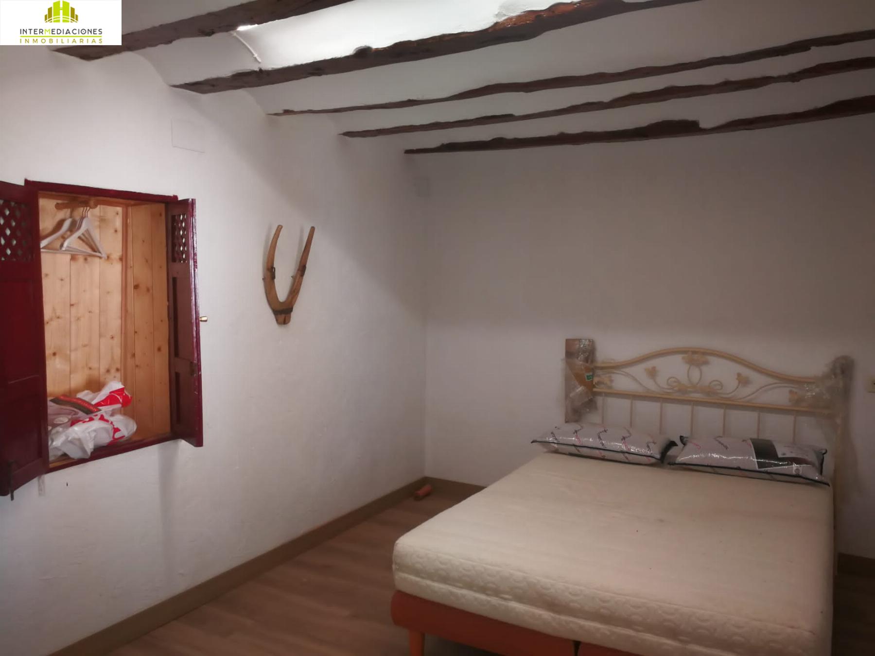 For rent of chalet in Albacete