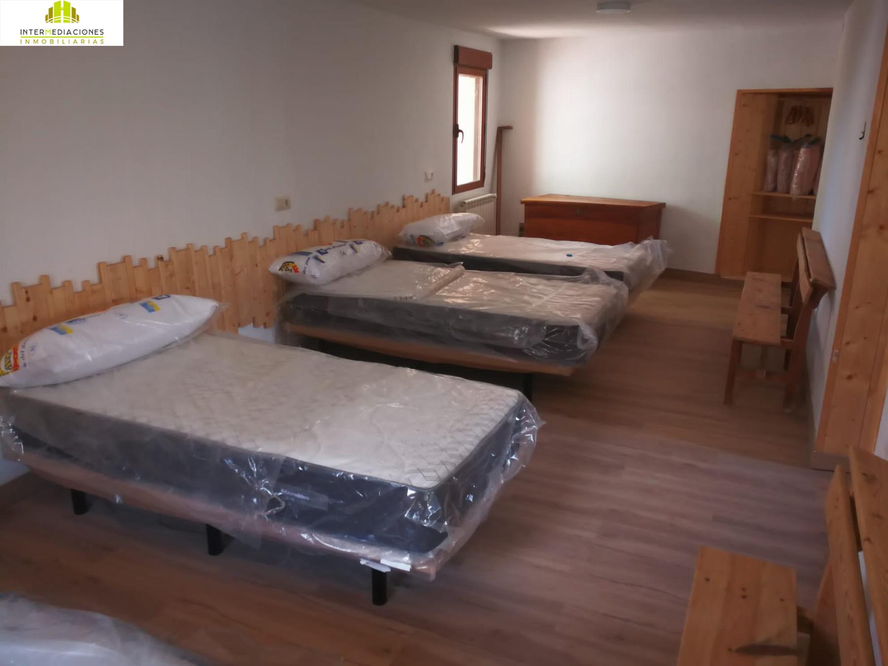 For rent of chalet in Albacete