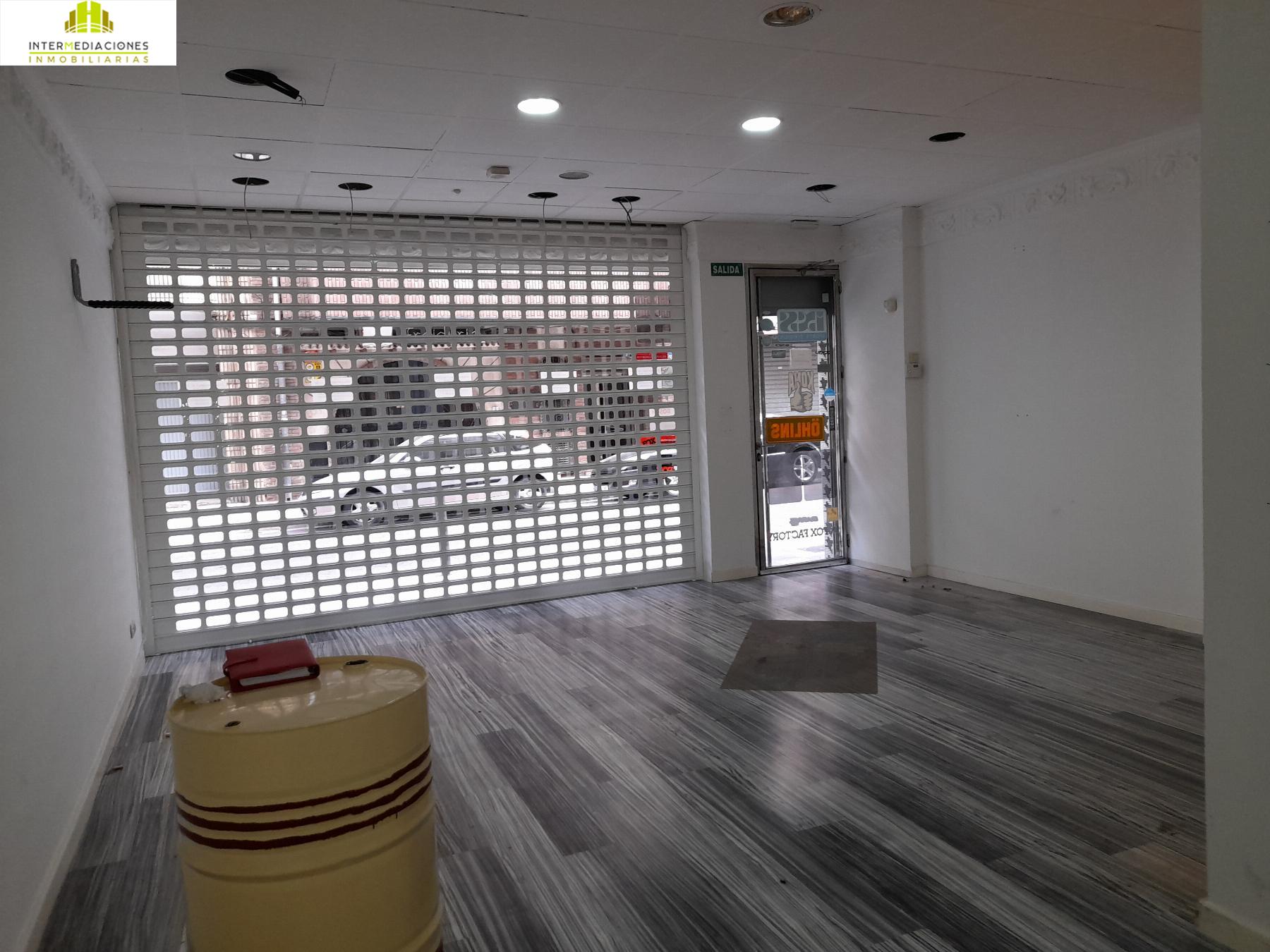 For sale of commercial in Albacete