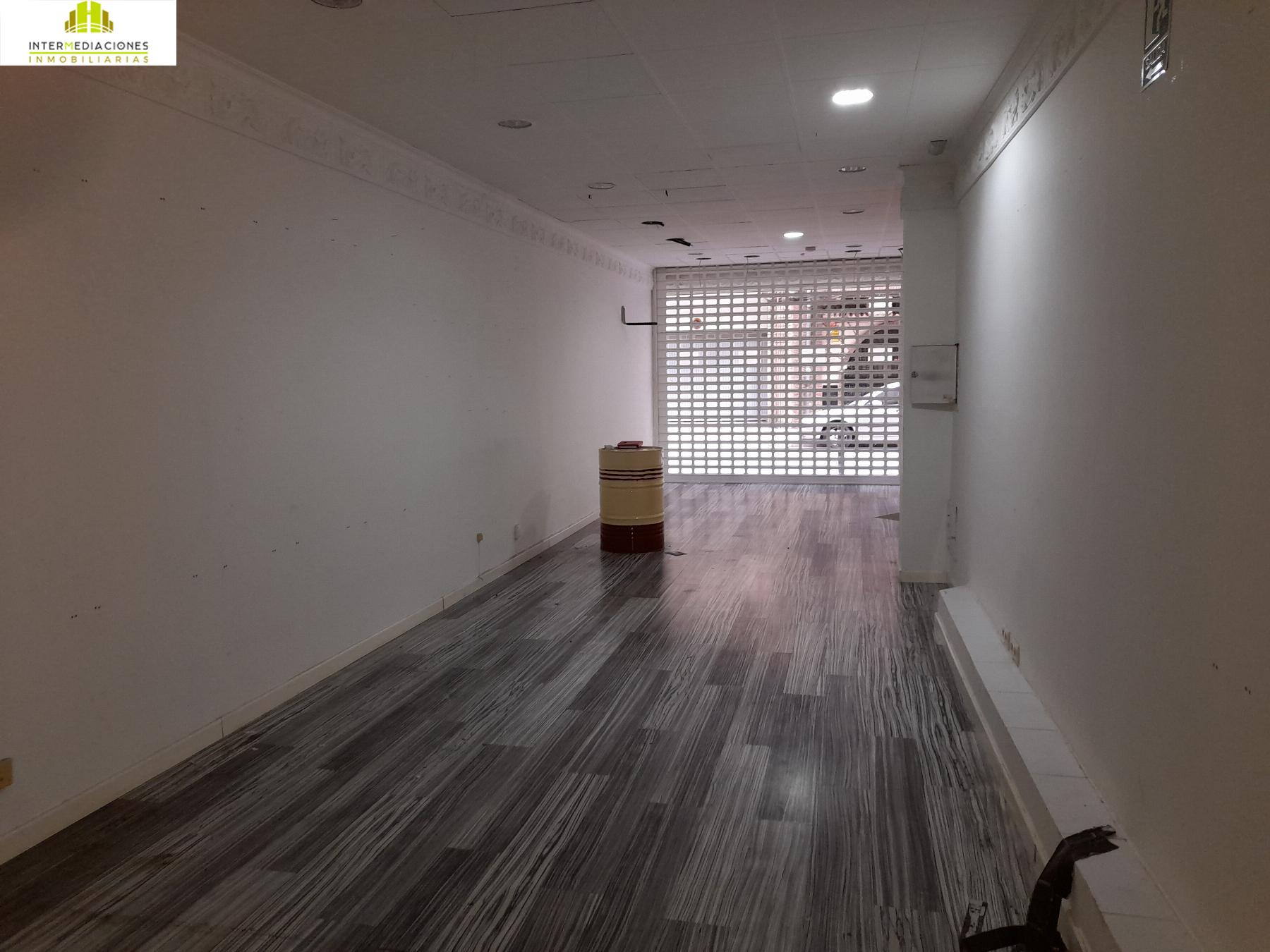 For sale of commercial in Albacete