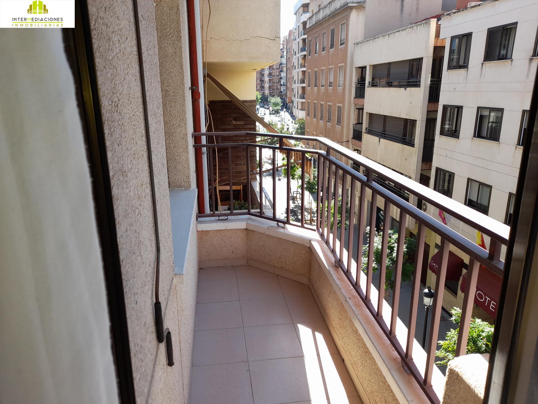 For rent of flat in Albacete