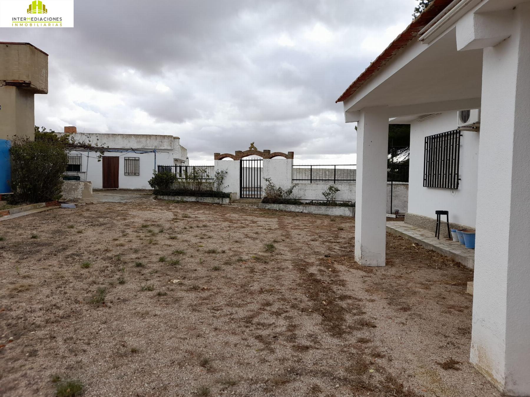For sale of rural property in Albacete