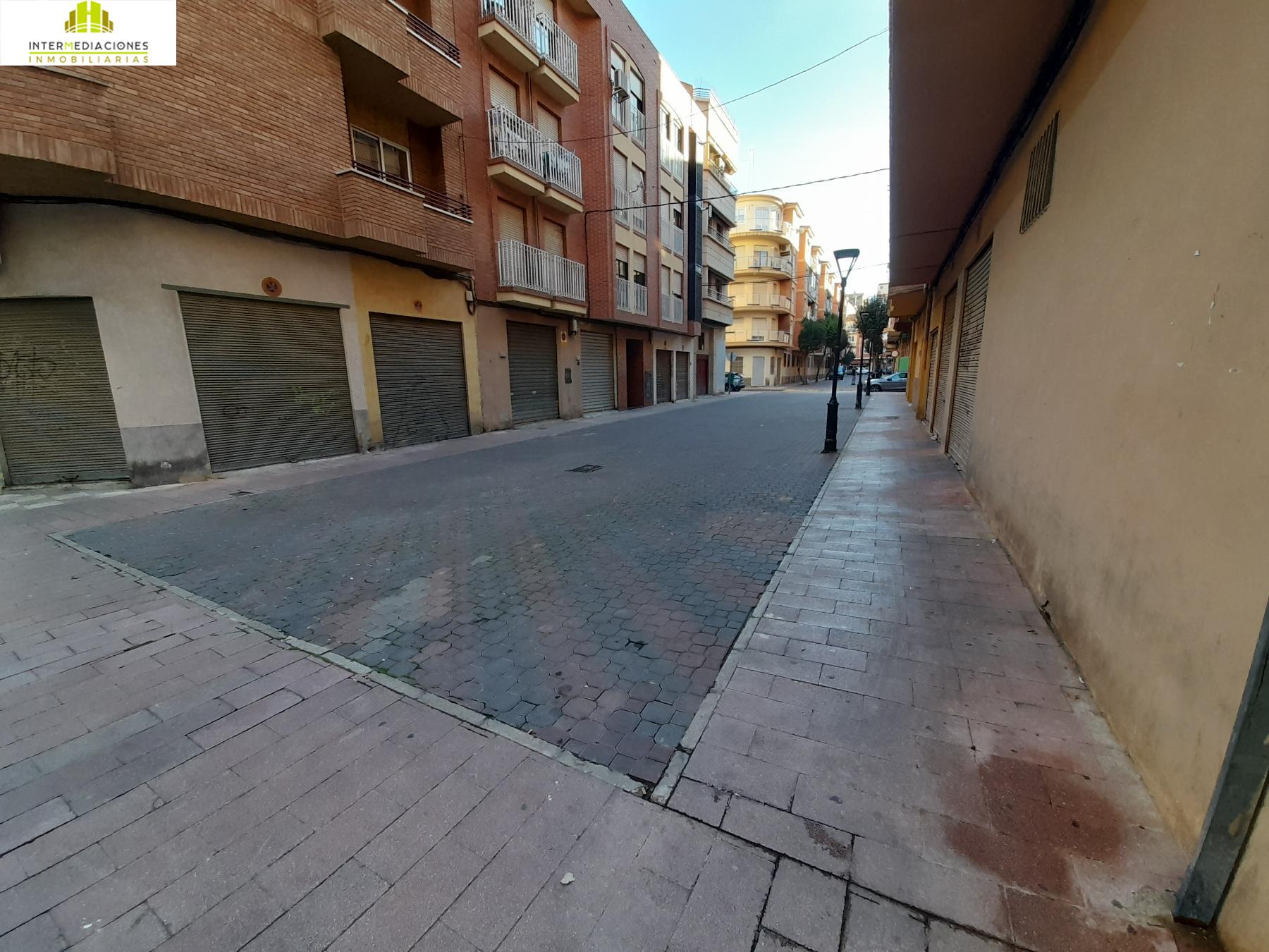 For rent of commercial in Albacete