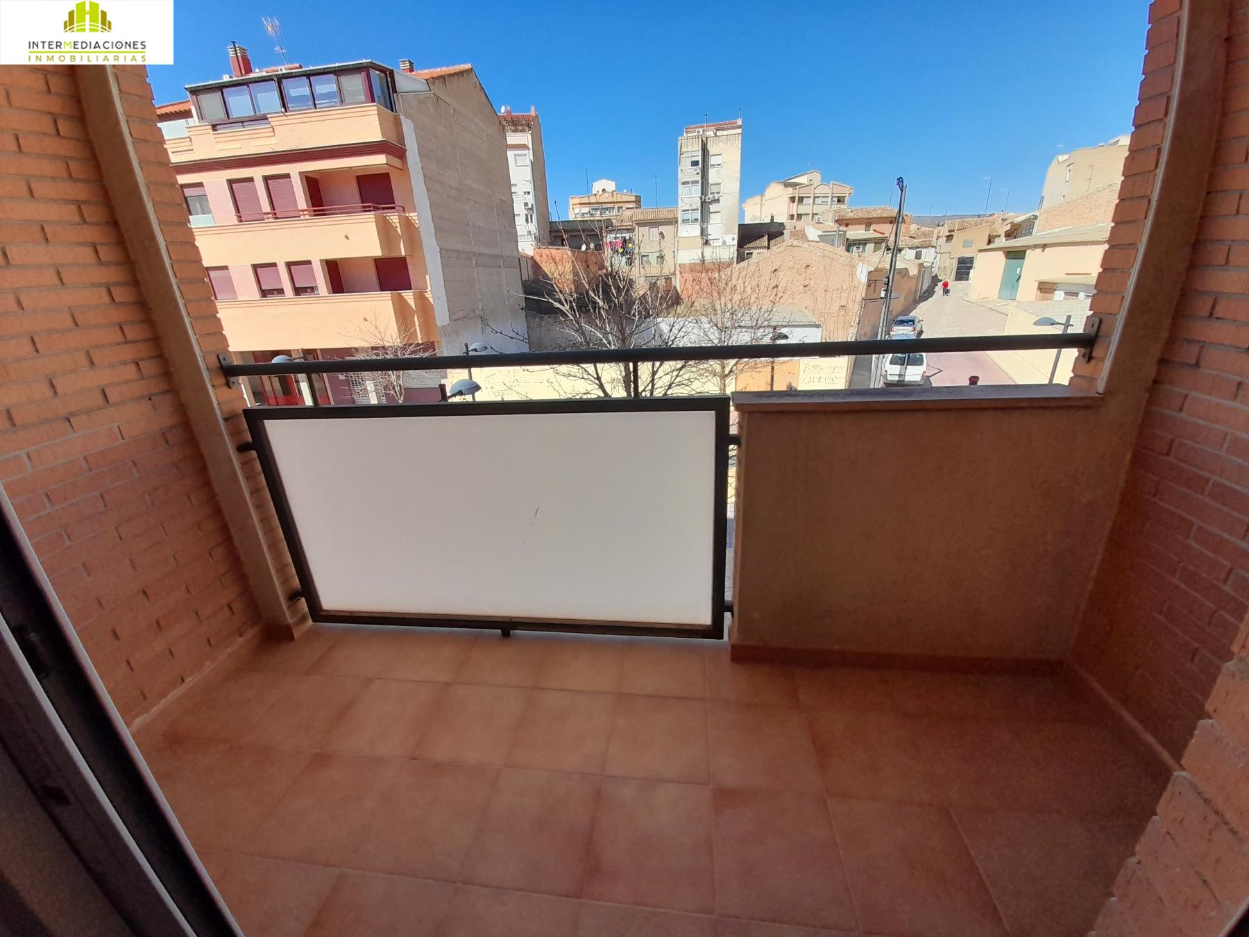 For sale of flat in Tobarra