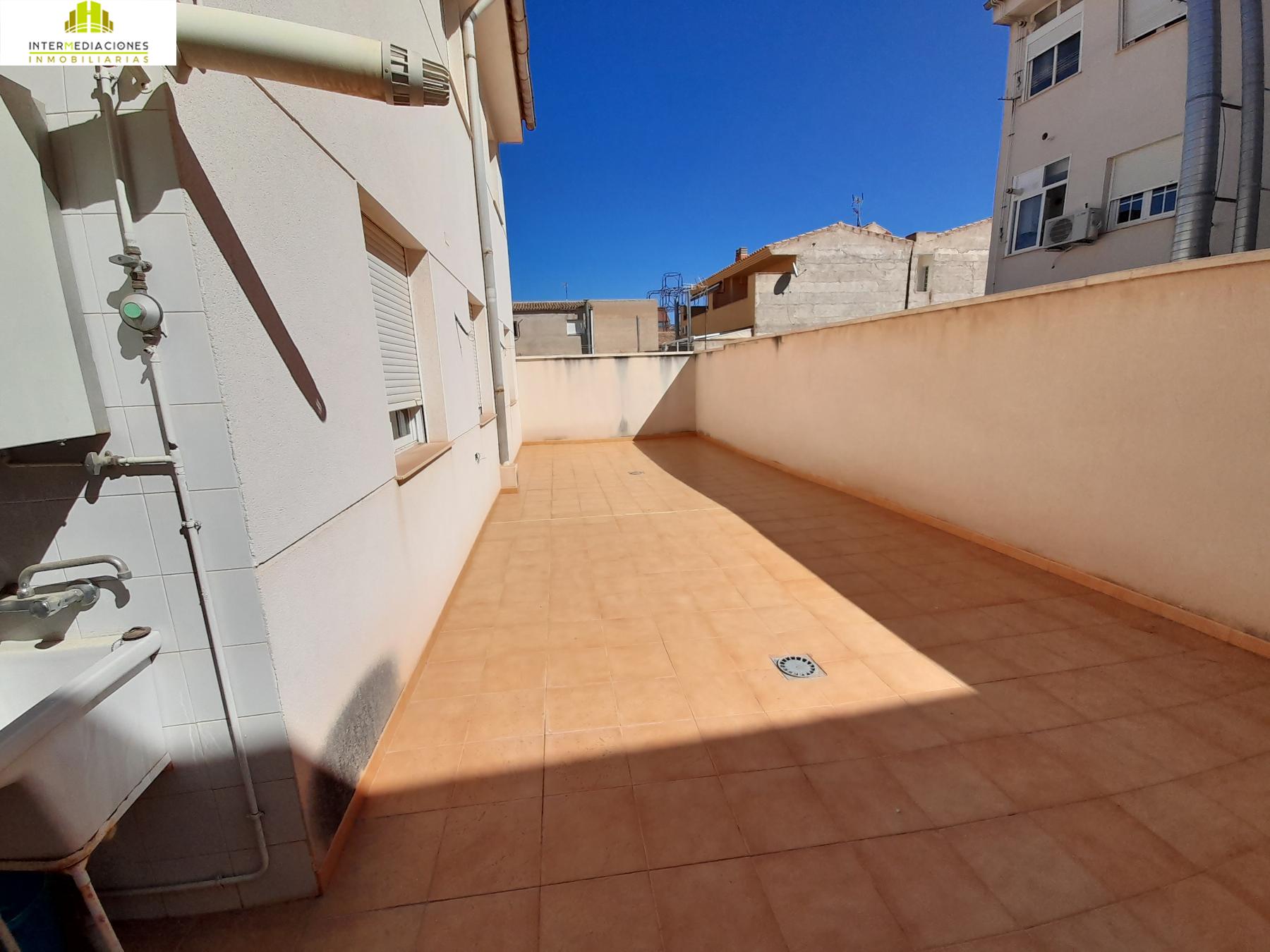For sale of flat in Tobarra