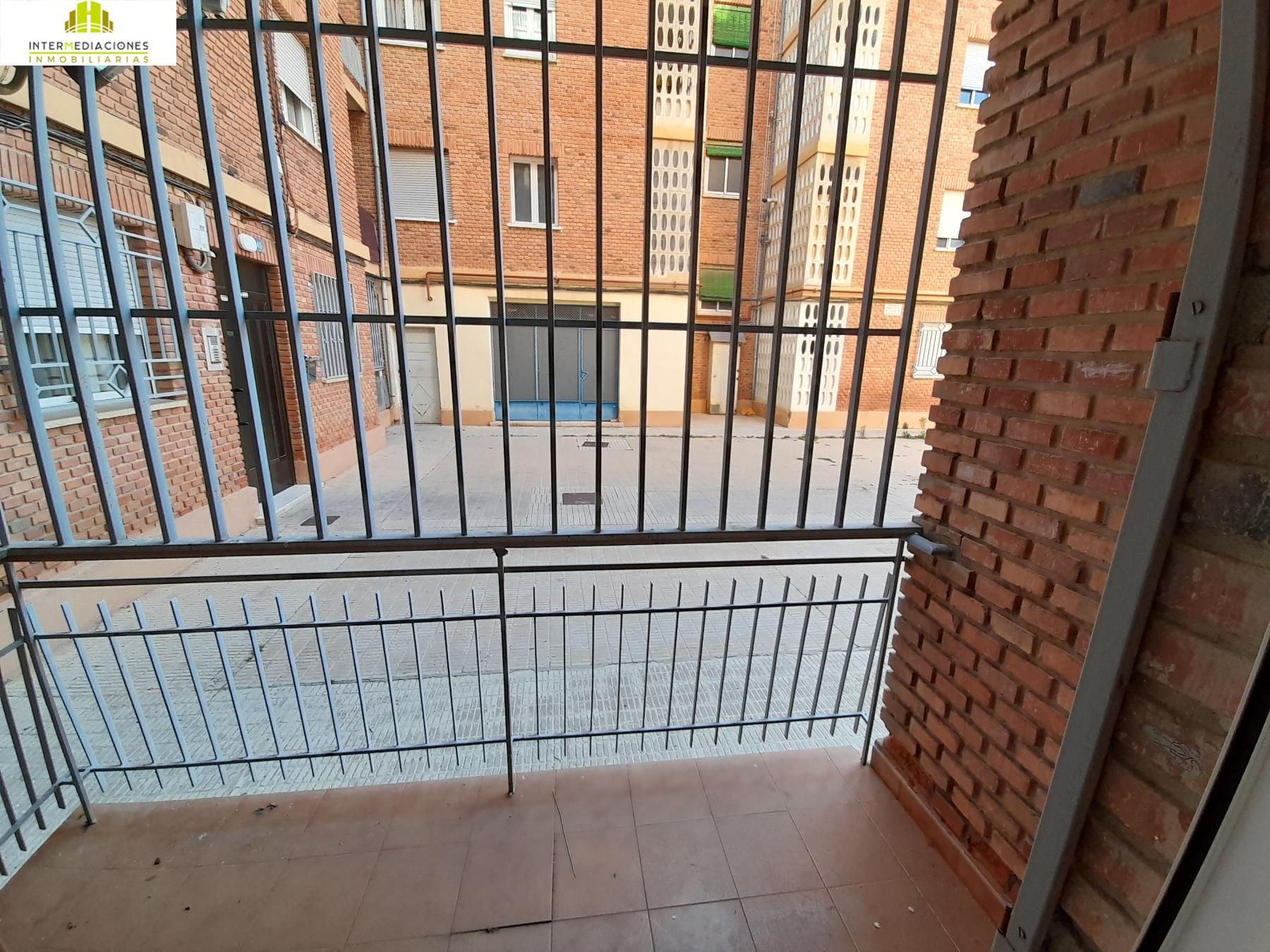 For sale of flat in Albacete