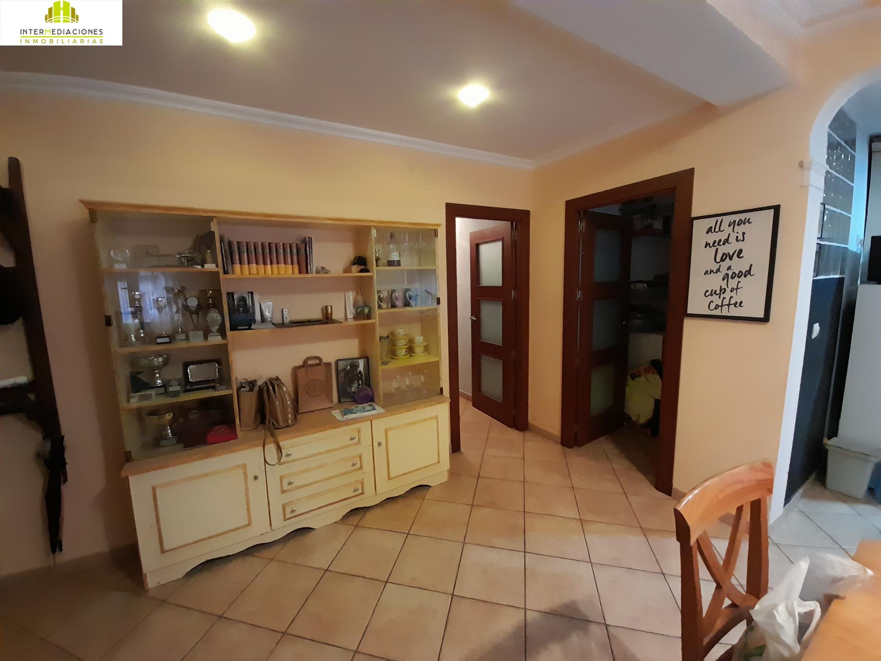For sale of flat in Albacete