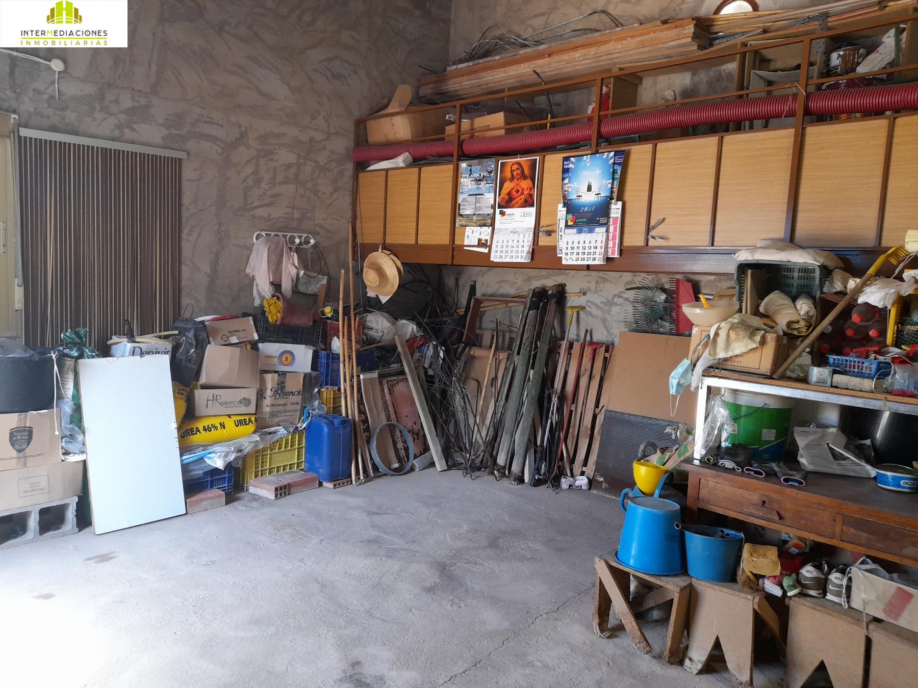 For sale of chalet in Tobarra