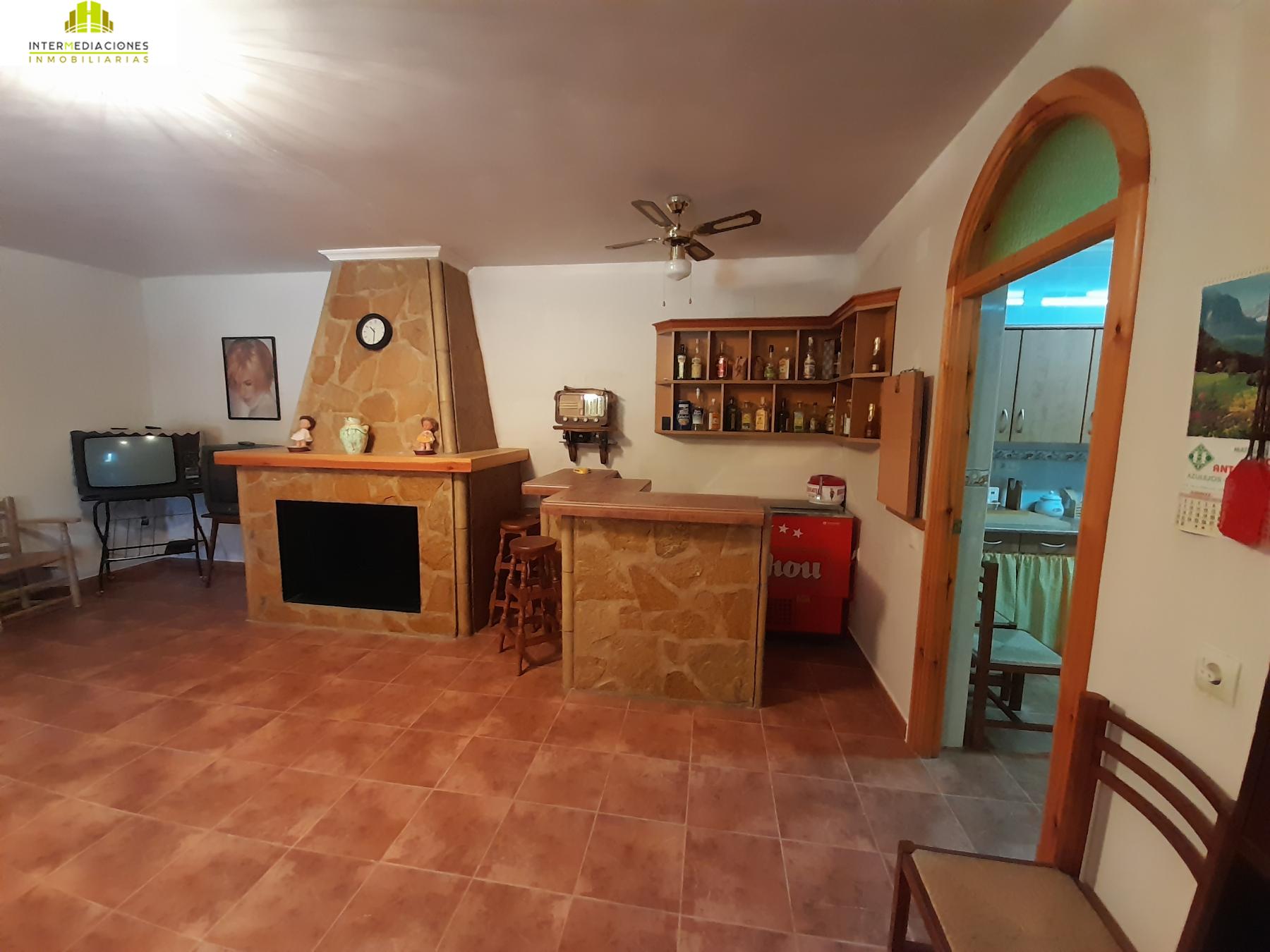 For sale of chalet in Tobarra