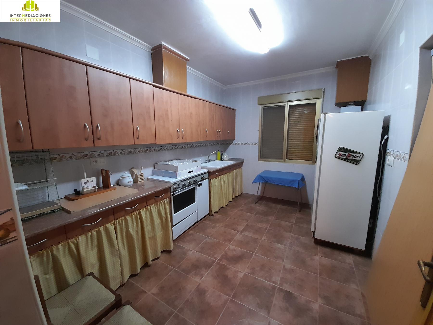 For sale of chalet in Tobarra